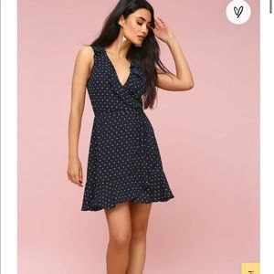 LULUS Blue Dot’s & White Wrap Dress Size S.